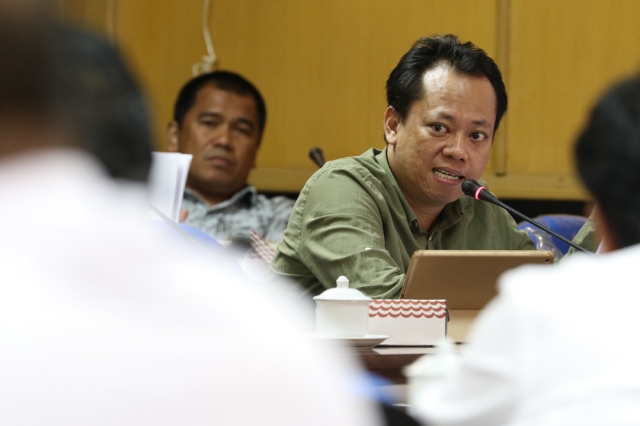 Sugali Badan Anggaran DPRD Kota Makassar kembali melaksanakan Rapat Rabu (27/7/2016) dengan agenda Lanjutan Pembahasan Ranperda Kota Makassar Tentang Pertanggungjawaban Pelaksanaan APBD TA. 2015