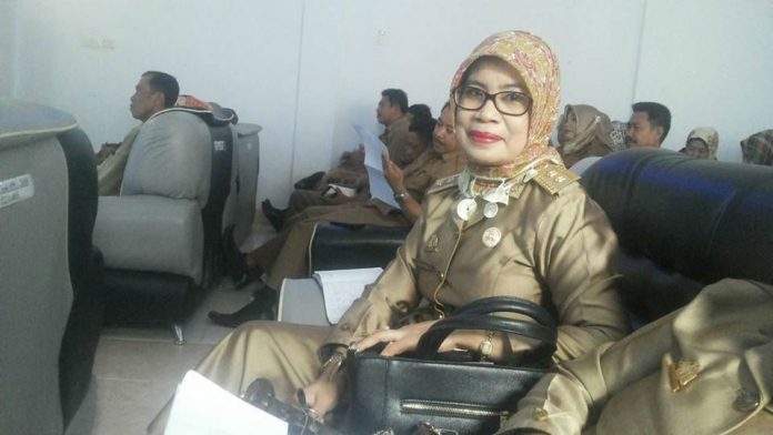 Kepala Madrasah Tsanawiyah Negeri (MTsN) 410 Tanete Bulukumba, Dra. Najemiah Nganro, M.Si.